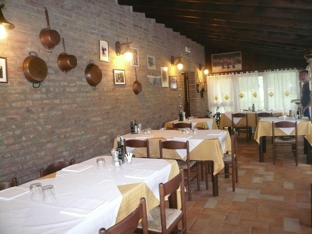 Il Dosso Agriturismo Кодігоро Екстер'єр фото